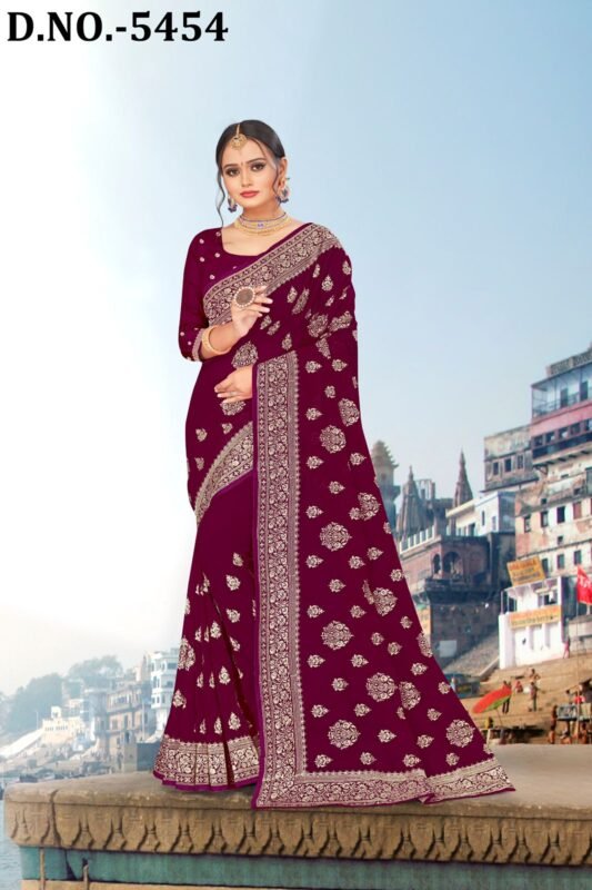 Buy online White Silk Kasab Jari Saree from ethnic wear for Women by Surat  Tex for ₹9950 at 0% off | 2024 Limeroad.com