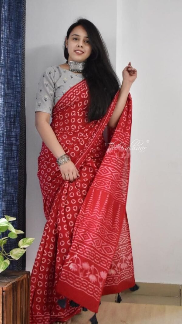 Heavy Linen Sarees with Digital Print Work 03