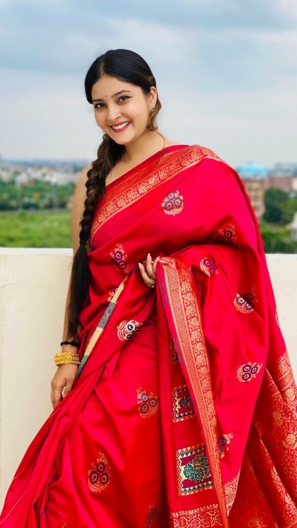 Kanchipuram Pure Silk Handloom Saree 01 Fabric Details :: Kanchipuram Pure Silk Handloom Saree with Pure Jari Pure Silk with Gold Jari Saree Cut 5.50m Blouse 0.80m Soft Silk Saree with Best Price Rs 1300/- Only Free Shipping all Over India Fabric That Speak