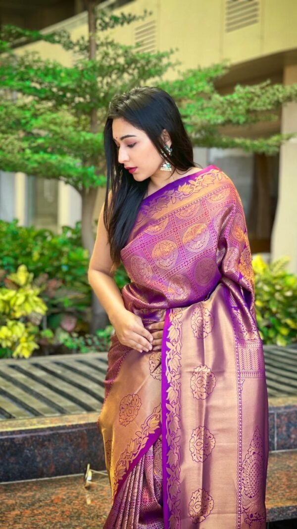 Kanjivaram Silk With Pure Golden Zari Along With Zari Woven Pattern Across Full Saree 01