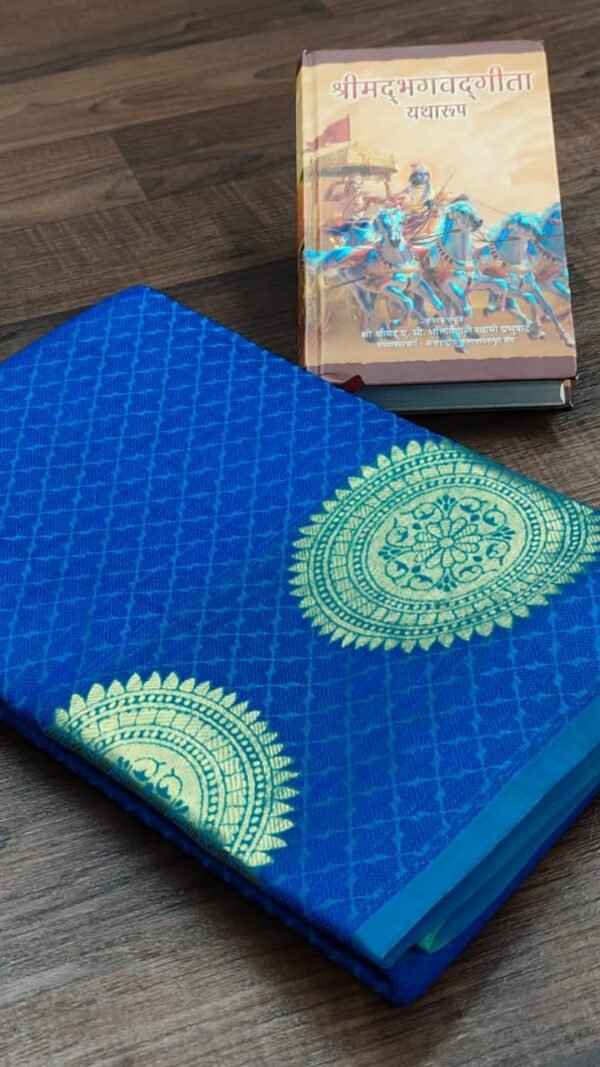 Pure Kanjivaram Silk Saree with Gold Zari Rich Pallu