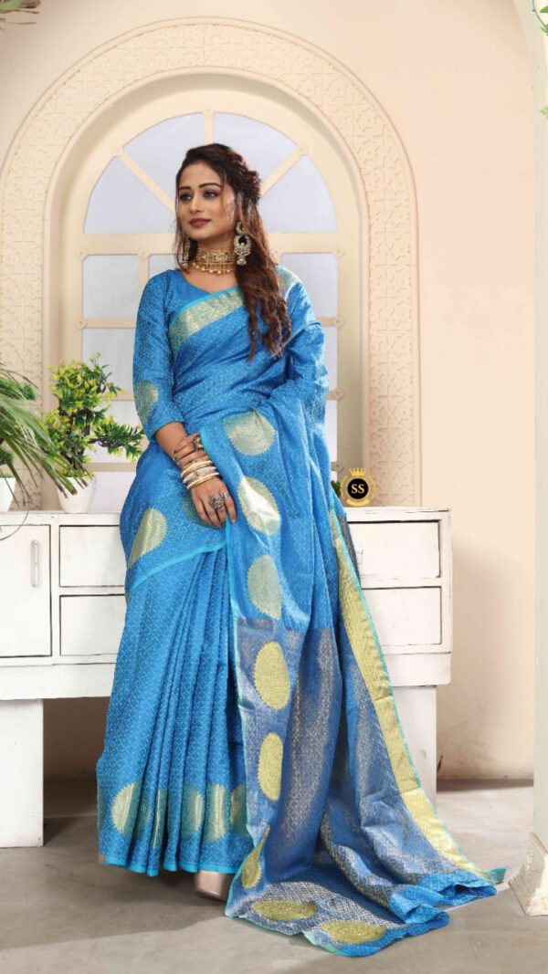 Pure Kanjivaram Silk Saree with Gold Zari Rich Pallu