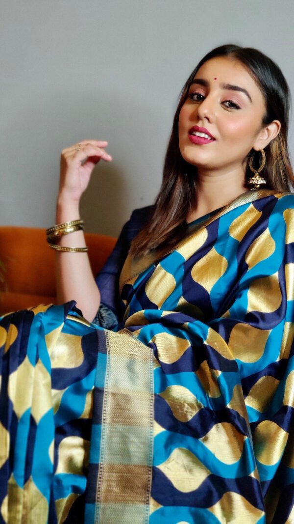 Weaving Work Pallu Saree and with Silk Fabric Blouse 03