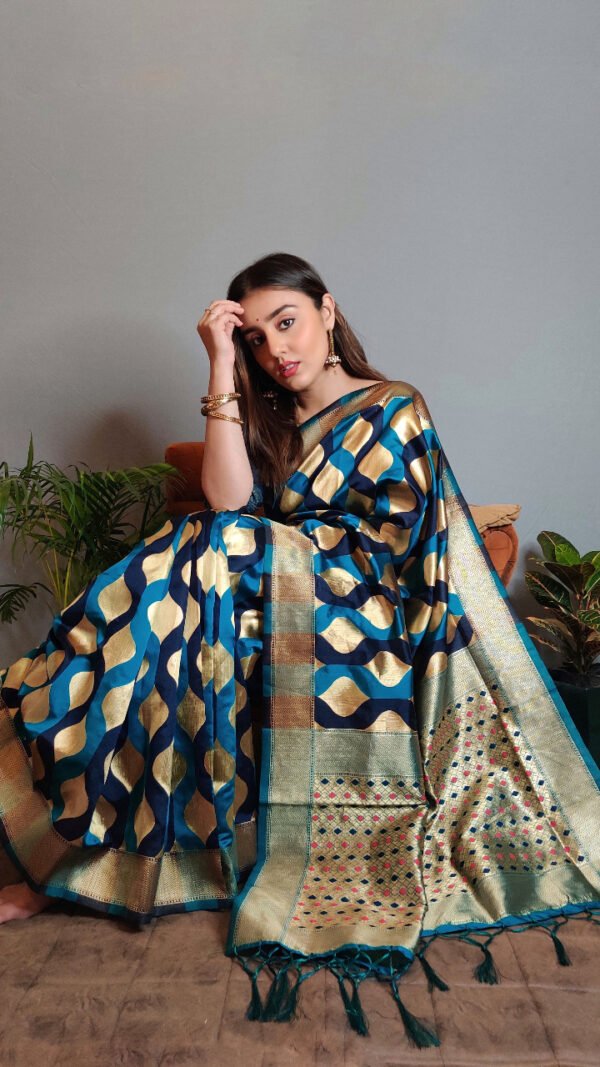 Weaving Work Pallu Saree and with Silk Fabric Blouse 03