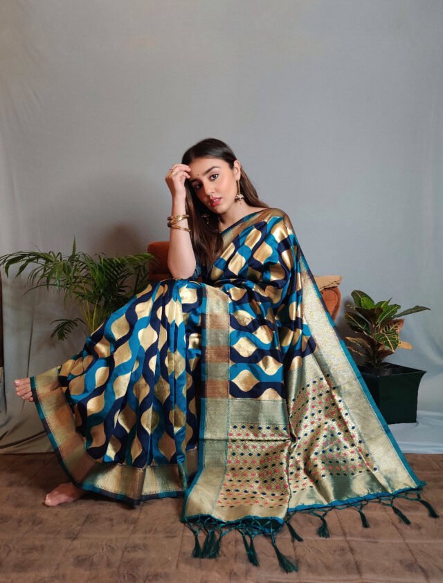 Weaving Work Pallu Saree and with Silk Fabric Blouse 03