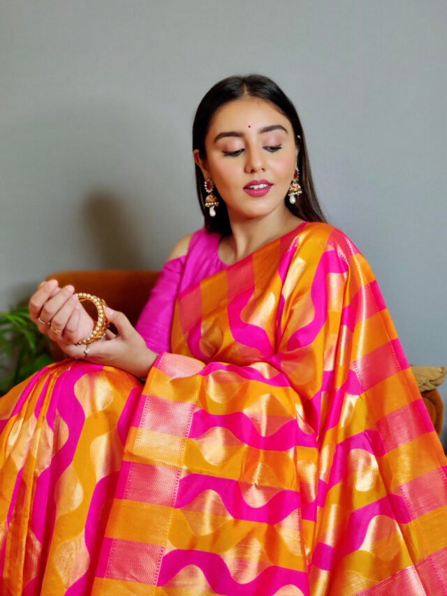 Weaving Work Pallu Saree and with Silk Fabric Blouse 06 Fabric : Weaving Work Pallu Saree and with Silk Fabric Blouse Rate : 1300 / ruppes only Free Shipping all Over India