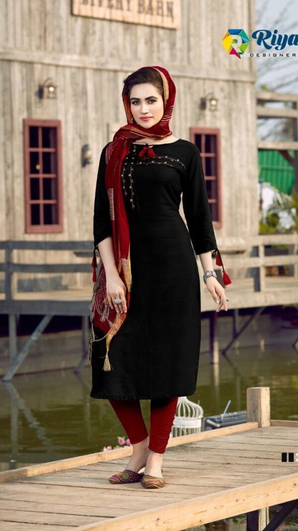 Wholesale Catalogue Kurtis Inayat Vol-3 By Riya Designer