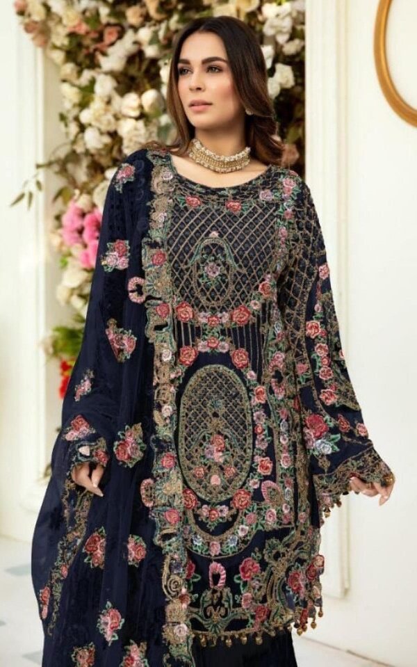 Exclusive Pakistani New Dress Design 01