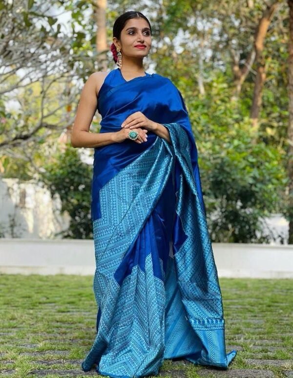 Jacquard Woven Soft Litchi Silk Saree