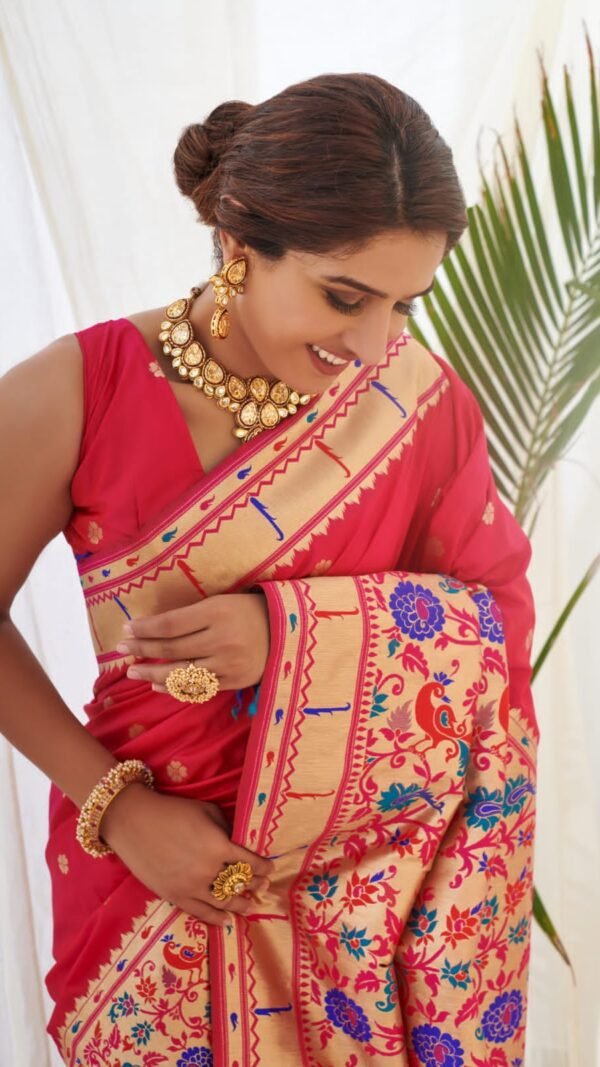 Pure Silk Paithani Beautiful Designs Saree 04