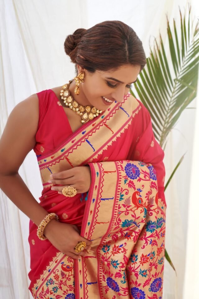 Pure Silk Paithani Beautiful Designs Saree 04