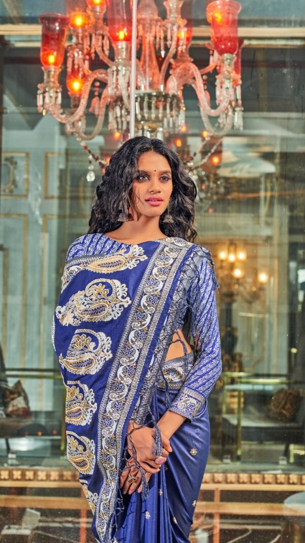 Rich Pure Silk Fabric With Dual Shade Weaving Saree 06