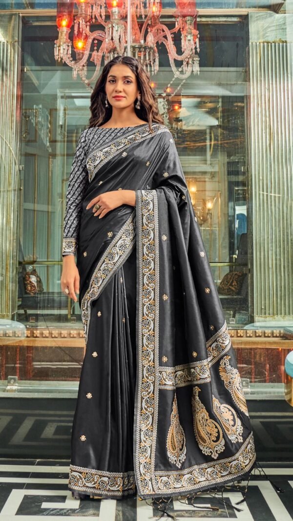 Rich Pure Silk Fabric With Dual Shade Weaving Saree 04