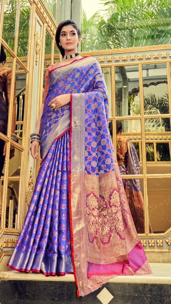 Traditional Soft Zari Weaving Silk Patola Saree 03