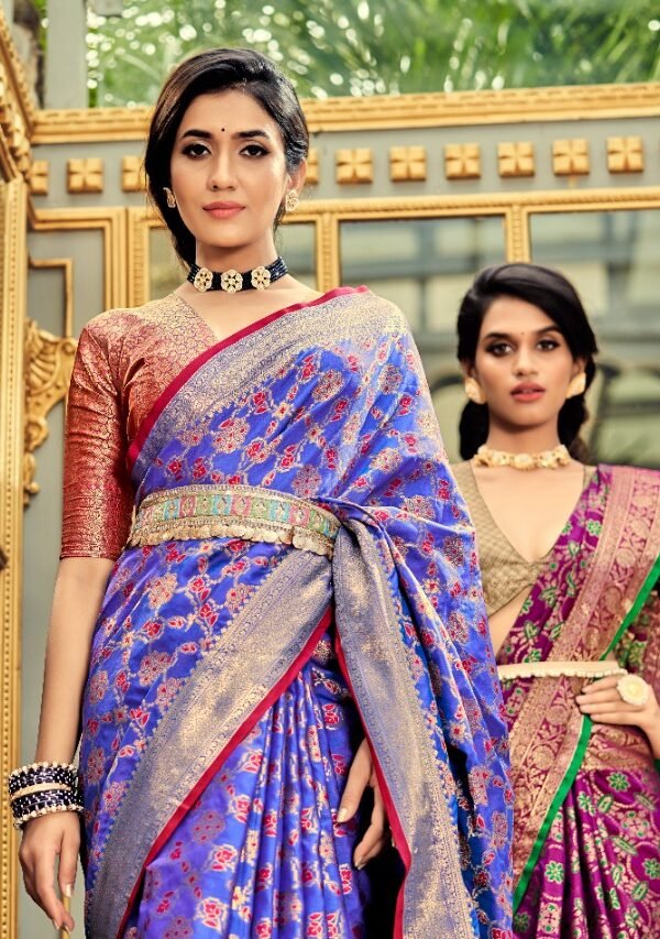 Traditional Soft Zari Weaving Silk Patola Saree 03