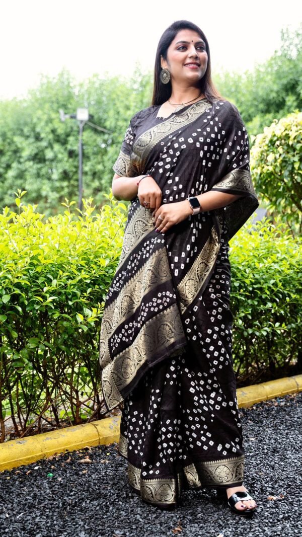 Bandhej Silk Saree With Zari Weaving Border 04
