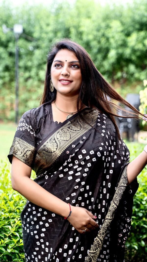 Bandhej Silk Saree With Zari Weaving Border 04