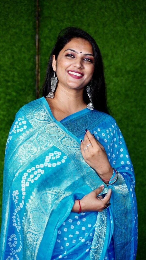 Bandhej Silk Saree With Zari Weaving Border 07