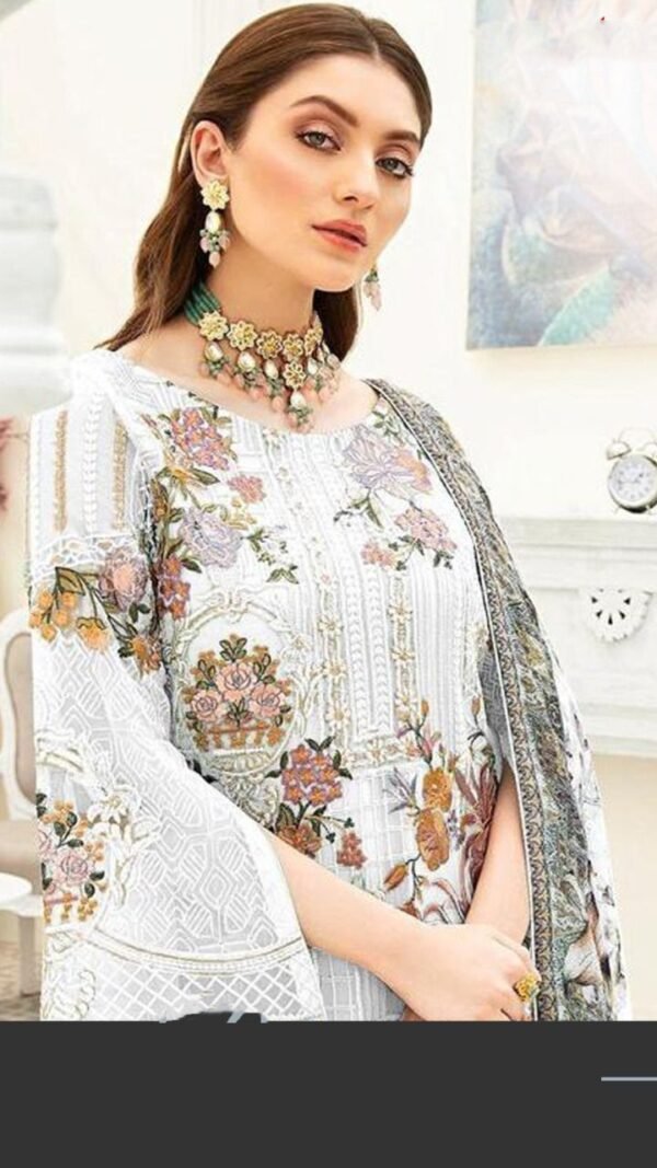 Fox Georgette Heavy Embroidered Pakistani Suits 01