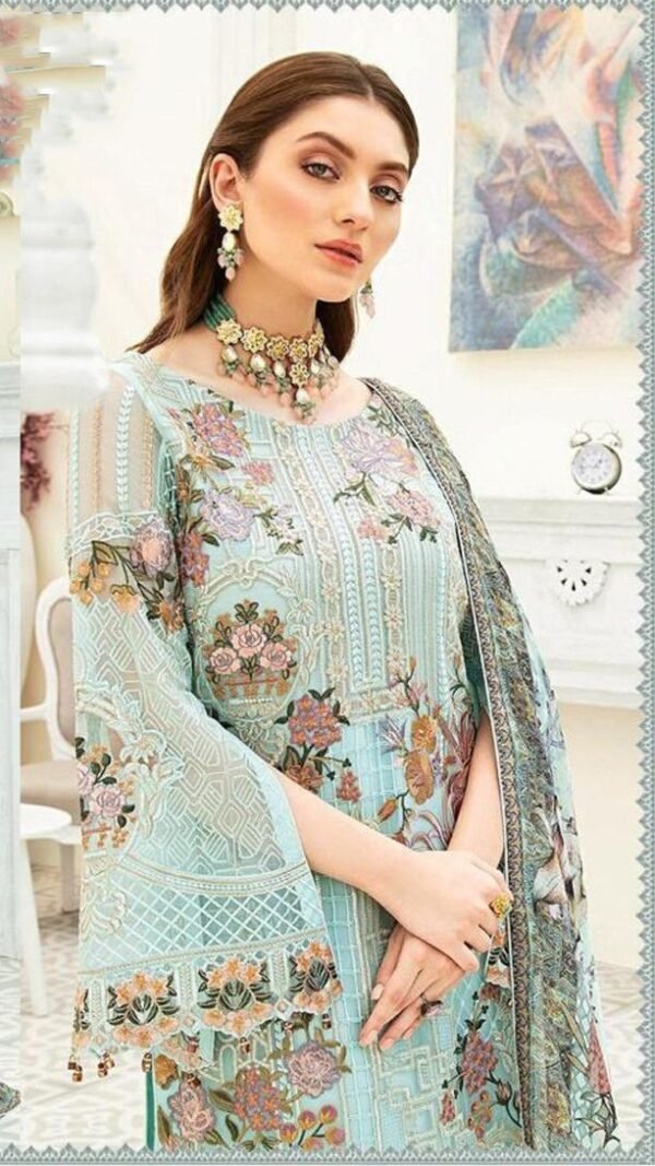 Fox Georgette Heavy Embroidered Pakistani Suits 04