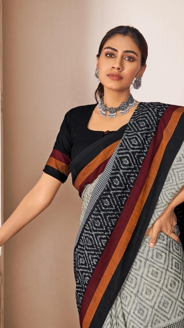 Exclusive Mul Mul Cotton Handloom Print Saree 02