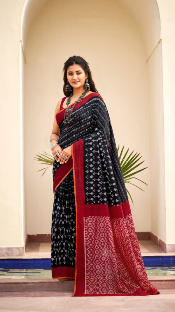 Exclusive Mul Mul Cotton Handloom Print Saree 18