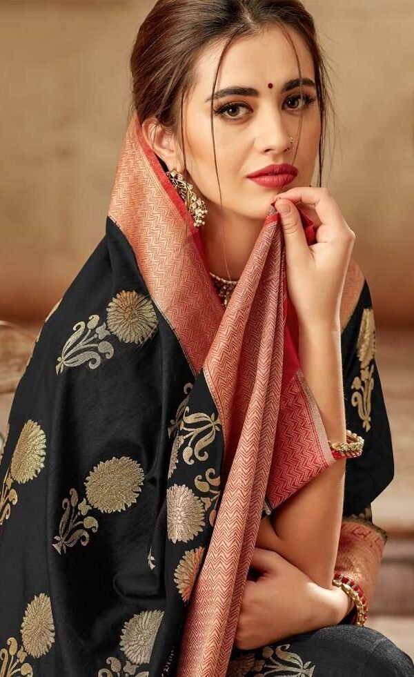 Kanchipuram Silk Butta Saree 02