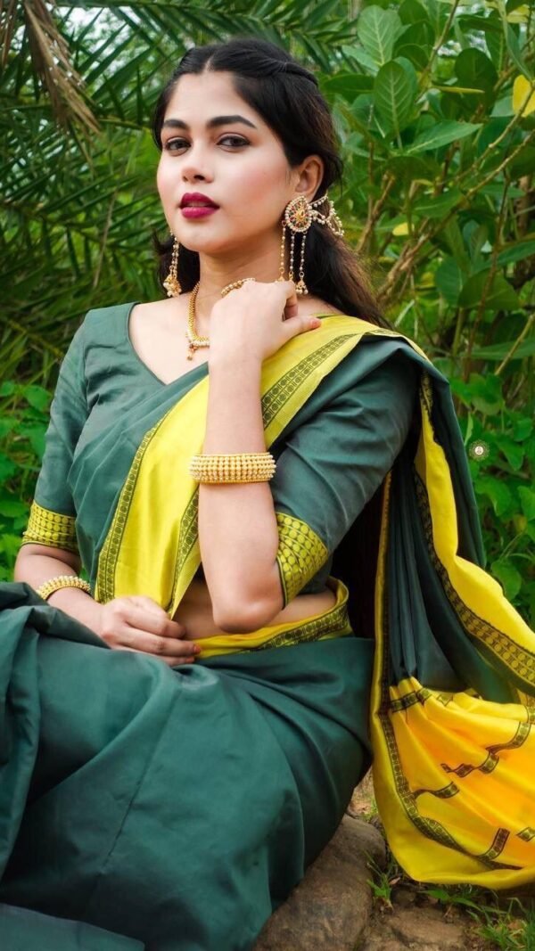 Exclusive Soft Lichi Silk Saree Online 02