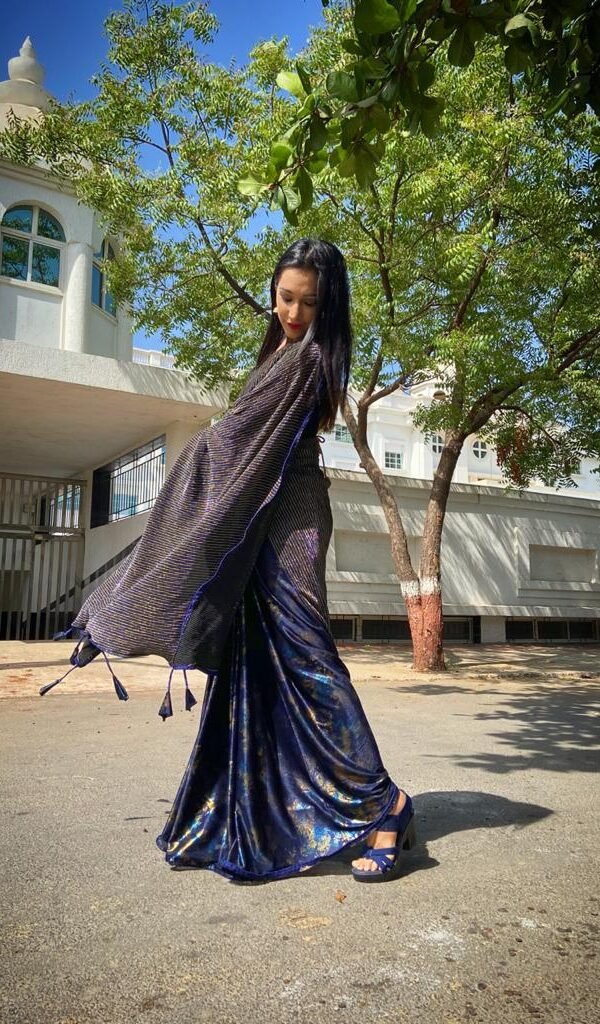 Pure Metallic Saree with Reversible Two Side Cocktail Fabric 03