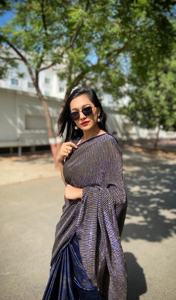 Pure Metallic Saree with Reversible Two Side Cocktail Fabric 03