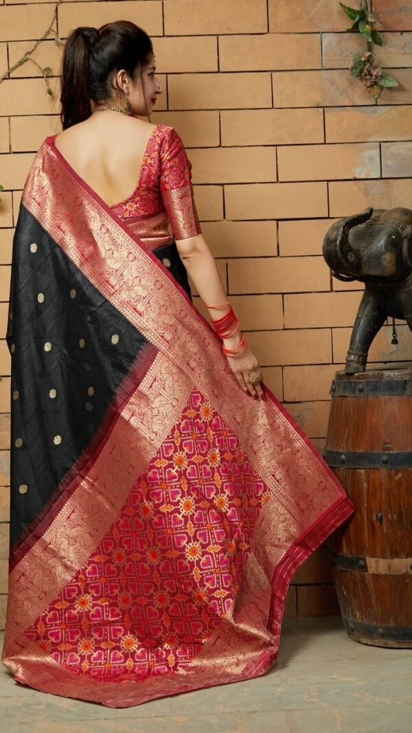 Kanchipuram Silk Butta Saree 02