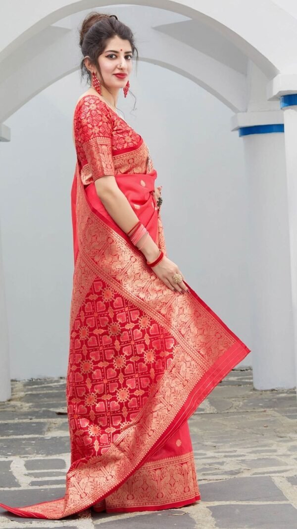 Kanchipuram Silk Butta Saree 03