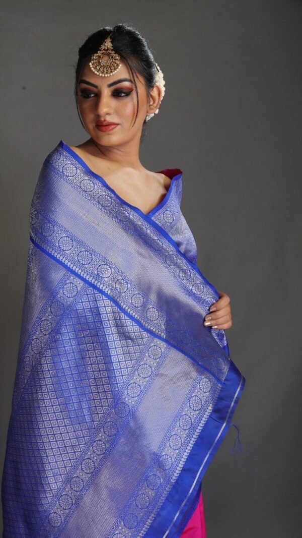 Exclusive Kanjivaram Silk Butta Saree