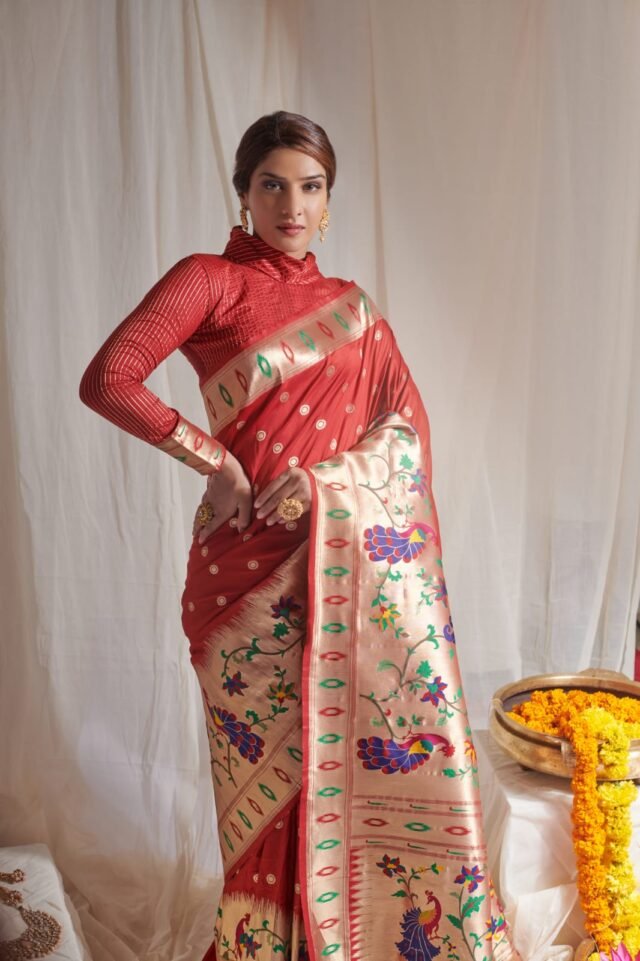 Exclusive Pure Silk Paithani Saree 05