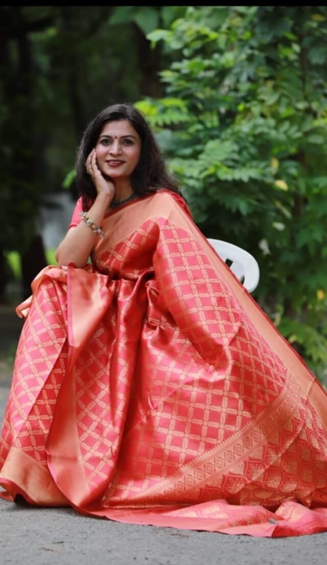 Rich Soft Silk Saree with Heavy Jacquard Border 04
