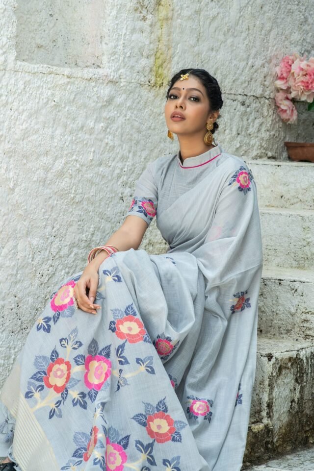 Pure linen saree with Beautiful colourful woven Pallu Saree 02