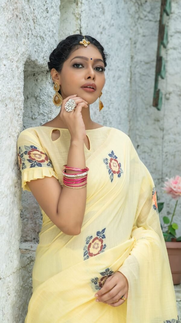 Pure linen saree with Beautiful colourful woven Pallu Saree 04