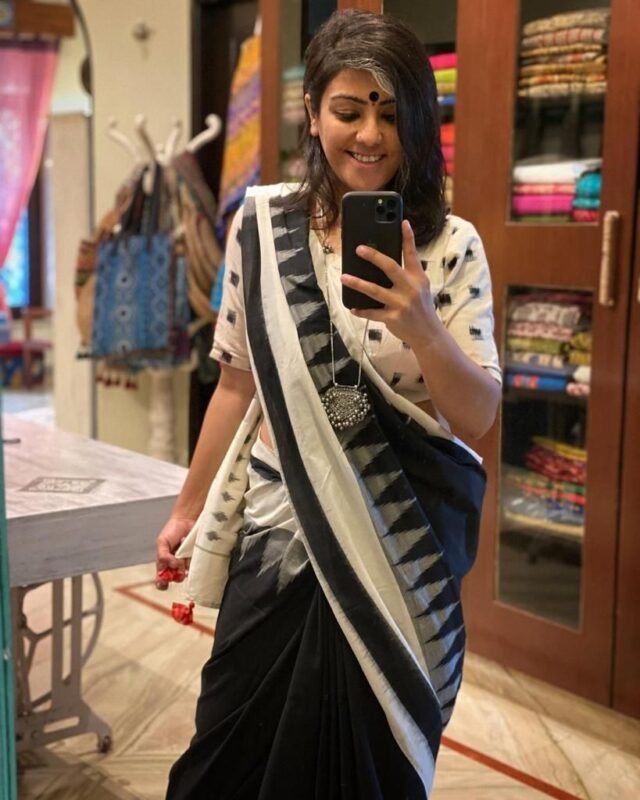 Pure Linen Digital Print Sarees 16