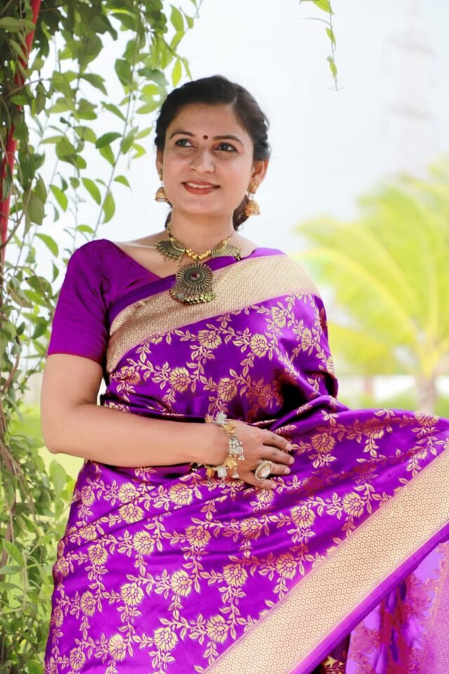 Rich Soft Silk Saree with Heavy Jacquard Border 05