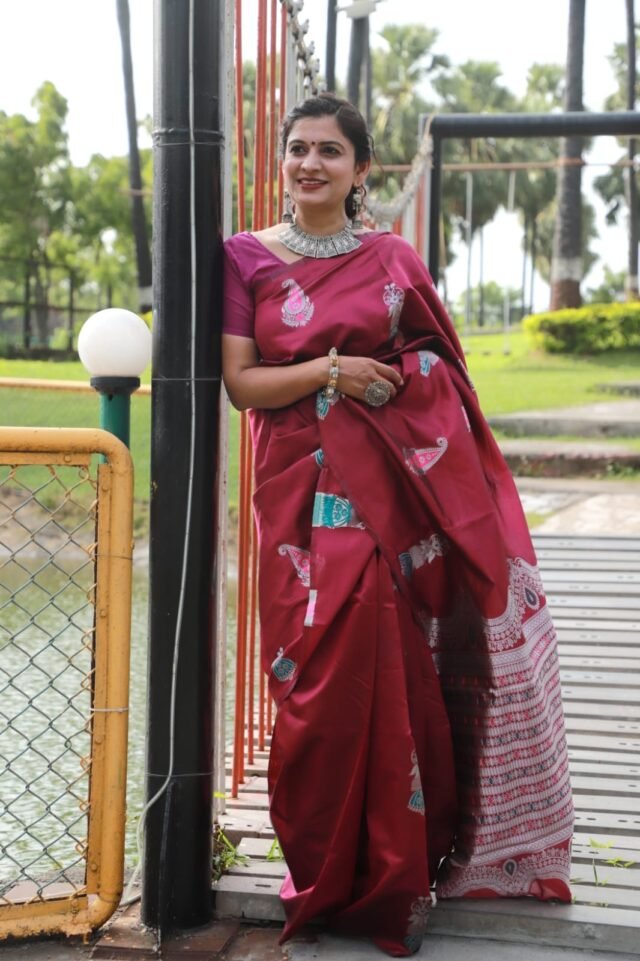 Rich Soft Silk Saree with Heavy Jacquard Border 07