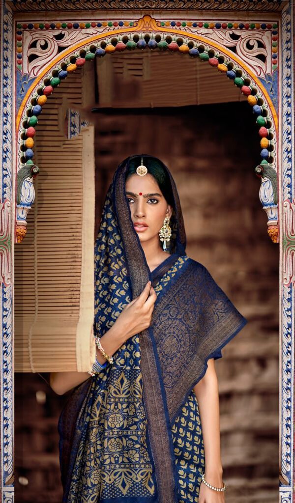 Cotton Silk with Weaving Border in Antiques Zari Saree 01