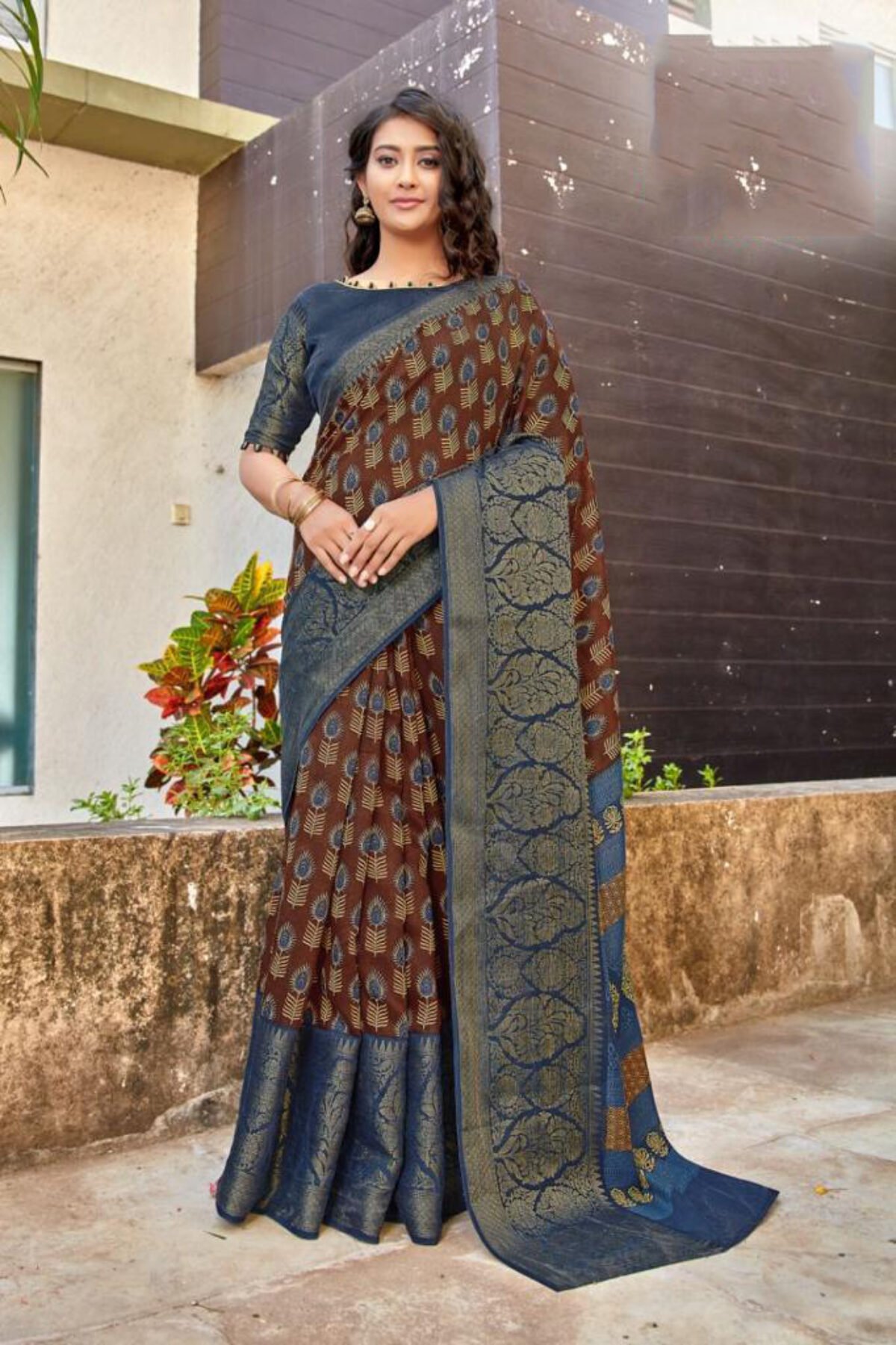 Chanderi silk cotton saree brown with allover floral digital prints and  woven border at 445000 by Prashanti – Prashanti Sarees
