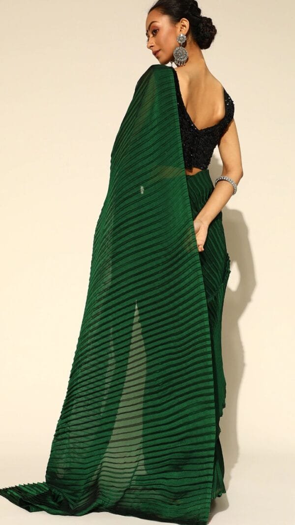 Classy Looking Soft Pure Georgette Saree 01
