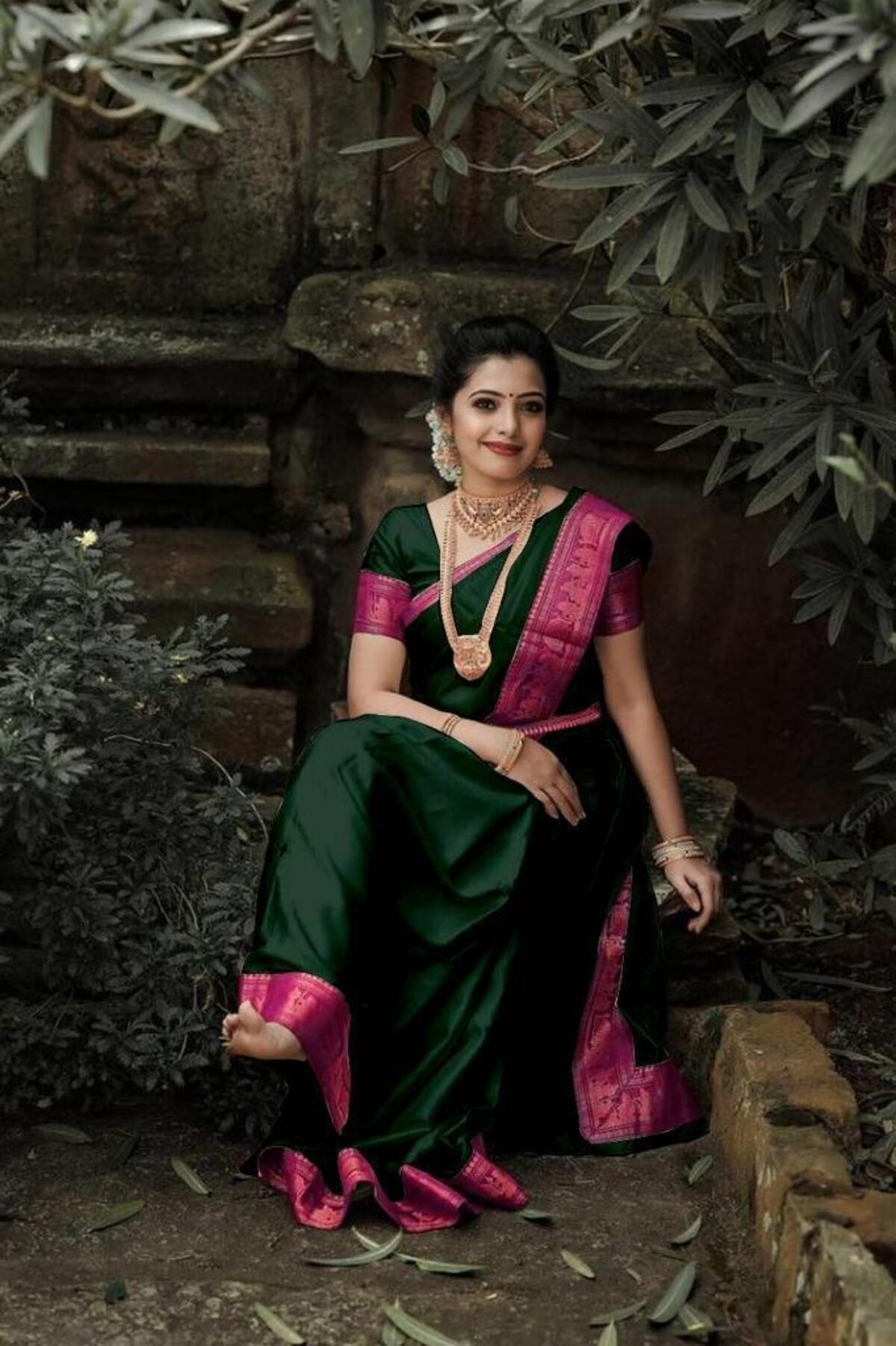 Buy GRIELS Self Design Banarasi Art Silk Pink Sarees Online @ Best Price In  India | Flipkart.com