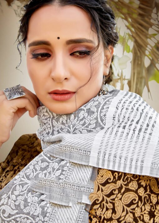 Soft Linen Saree with Weaving Lucknowi Saree 03