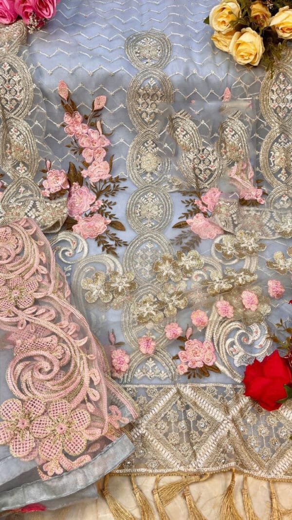 Pakistani Designer Dresses for Wedding Function 01