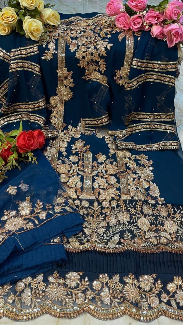 Pakistani Designer Suits Online Shopping In India 01