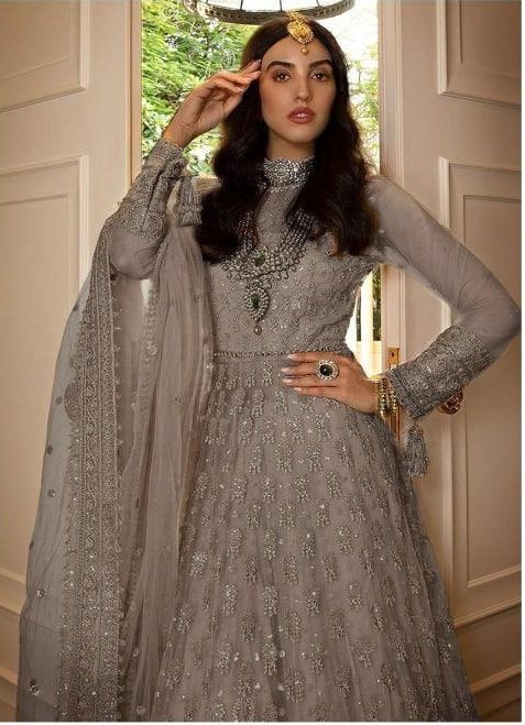 Latest Pakistani Suits with Mirror Work and Embroidery 02