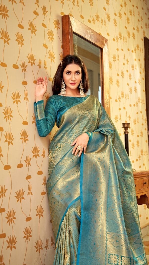 Pure Soft Handloom Weaving Silk Saree Online 02