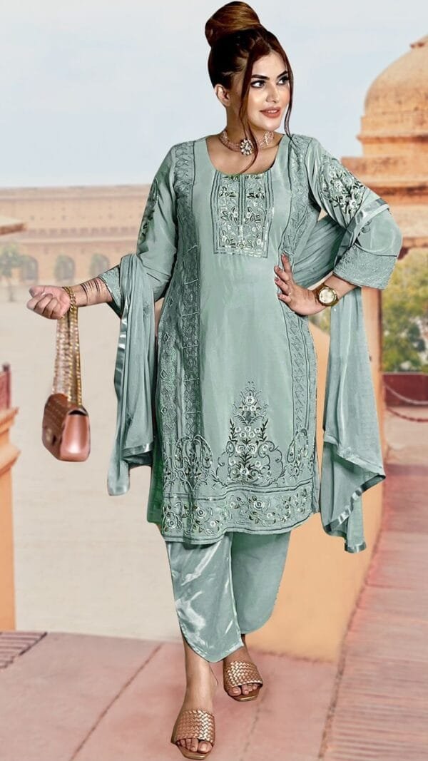 Georgette Embroidered Pakistani Suits with Khatli Handwork 01